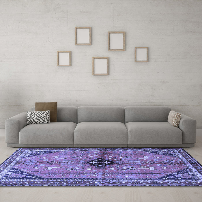 Machine Washable Persian Blue Traditional Rug in a Living Room, wshtr3914blu