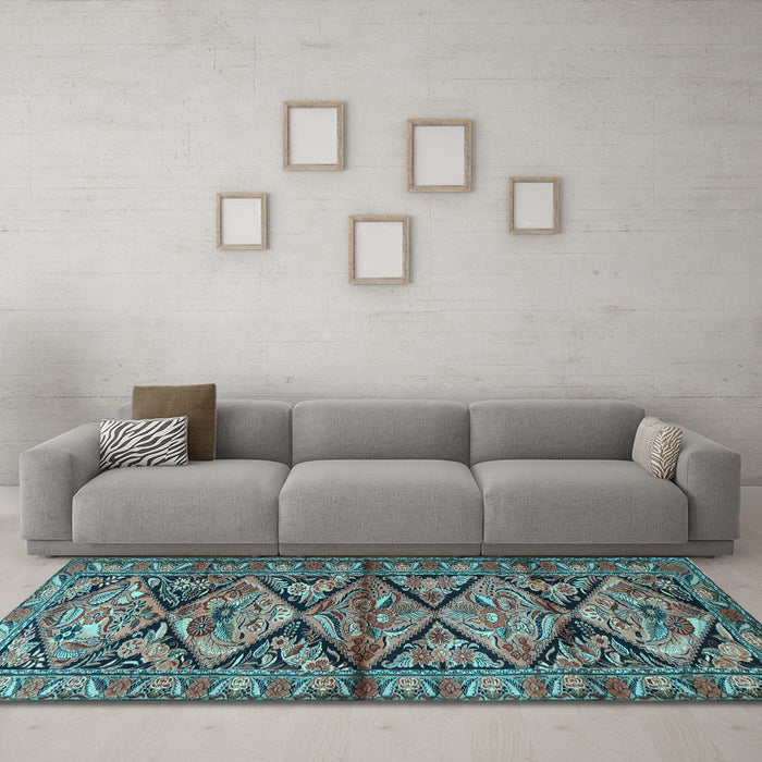 Machine Washable Persian Light Blue Traditional Rug in a Living Room, wshtr3916lblu