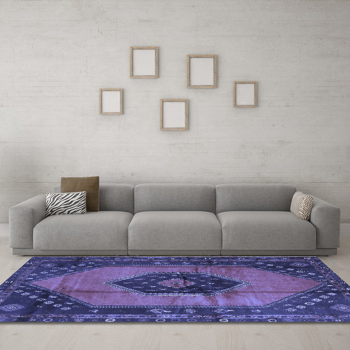 Machine Washable Medallion Blue Traditional Rug in a Living Room, wshtr3925blu