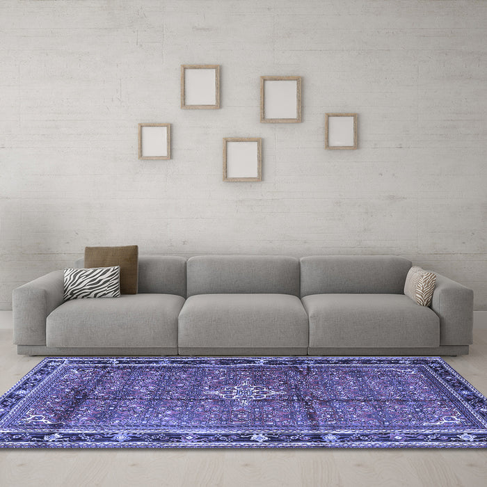 Machine Washable Persian Blue Traditional Rug in a Living Room, wshtr3926blu