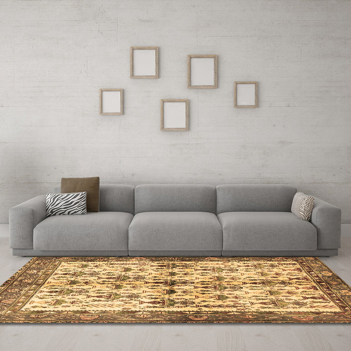Machine Washable Animal Brown Traditional Rug in a Living Room,, wshtr3929brn