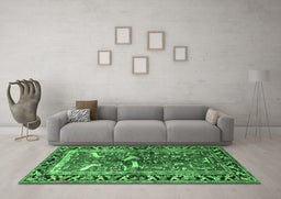 Machine Washable Animal Emerald Green Traditional Area Rugs in a Living Room,, wshtr392emgrn