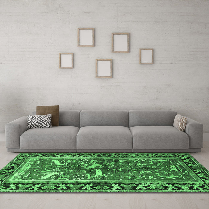 Machine Washable Animal Emerald Green Traditional Area Rugs in a Living Room,, wshtr392emgrn