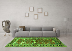 Machine Washable Animal Green Traditional Area Rugs in a Living Room,, wshtr392grn