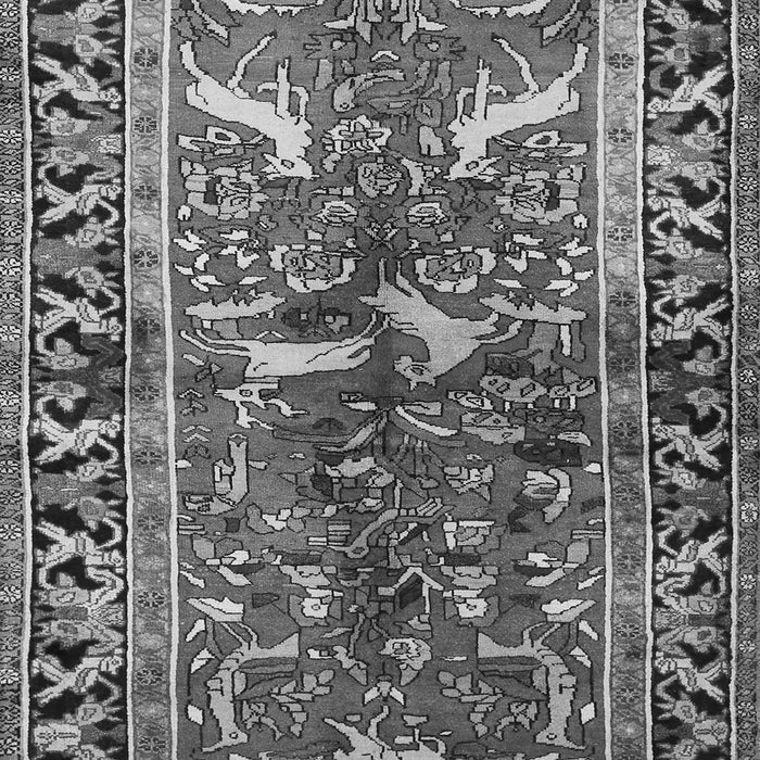 Serging Thickness of Machine Washable Animal Gray Traditional Rug, wshtr392gry