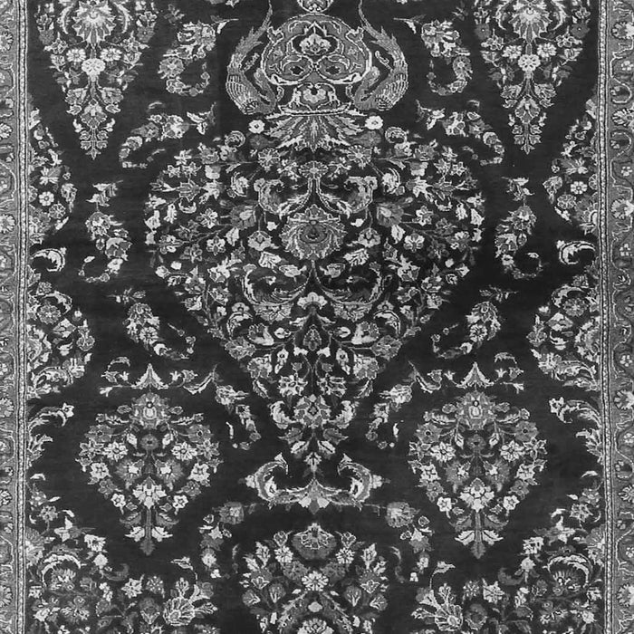Serging Thickness of Machine Washable Persian Gray Traditional Rug, wshtr3936gry