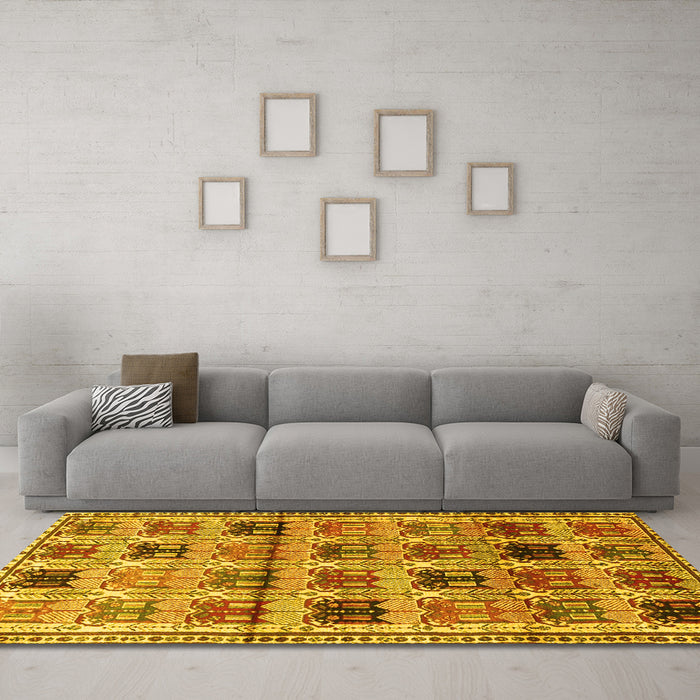 Machine Washable Persian Yellow Traditional Rug in a Living Room, wshtr3938yw