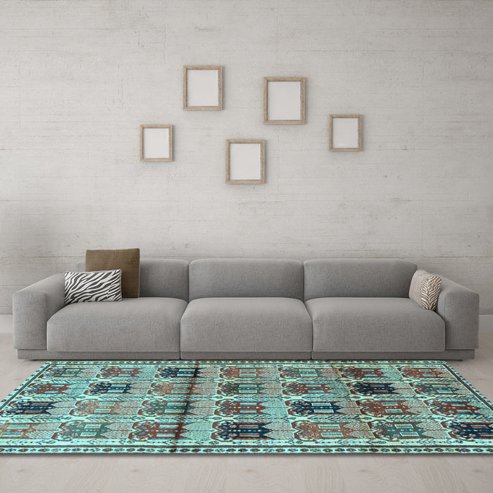 Machine Washable Persian Light Blue Traditional Rug in a Living Room, wshtr3938lblu