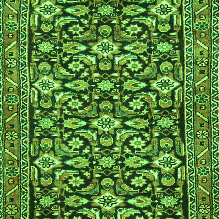 Serging Thickness of Machine Washable Persian Green Traditional Area Rugs, wshtr3939grn