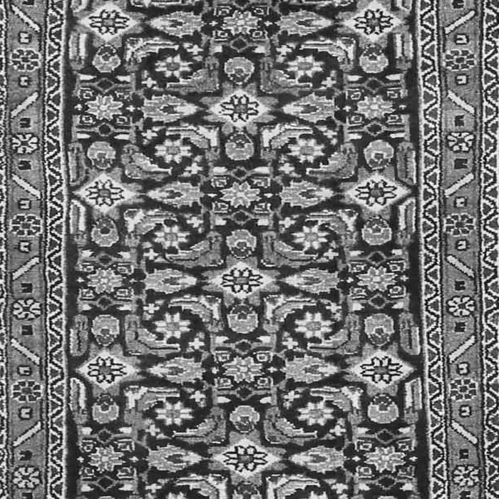 Serging Thickness of Machine Washable Persian Gray Traditional Rug, wshtr3939gry