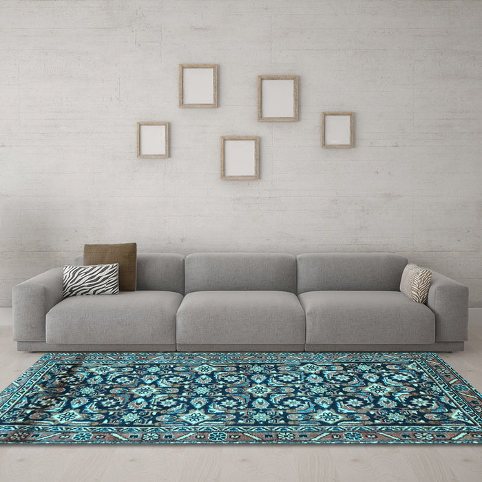 Machine Washable Persian Light Blue Traditional Rug in a Living Room, wshtr3939lblu