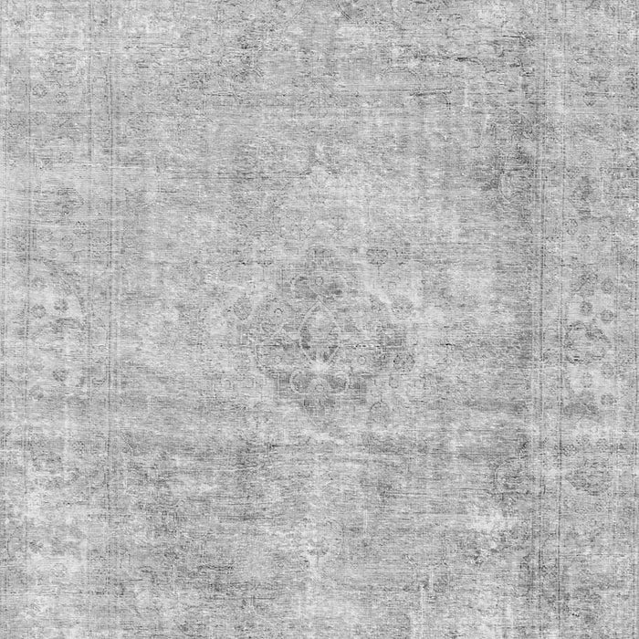 Serging Thickness of Machine Washable Persian Gray Traditional Rug, wshtr3941gry