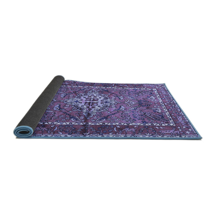 Sideview of Persian Blue Traditional Rug, tr3945blu