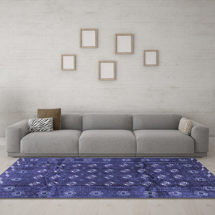 Machine Washable Persian Blue Traditional Rug in a Living Room, wshtr3949blu