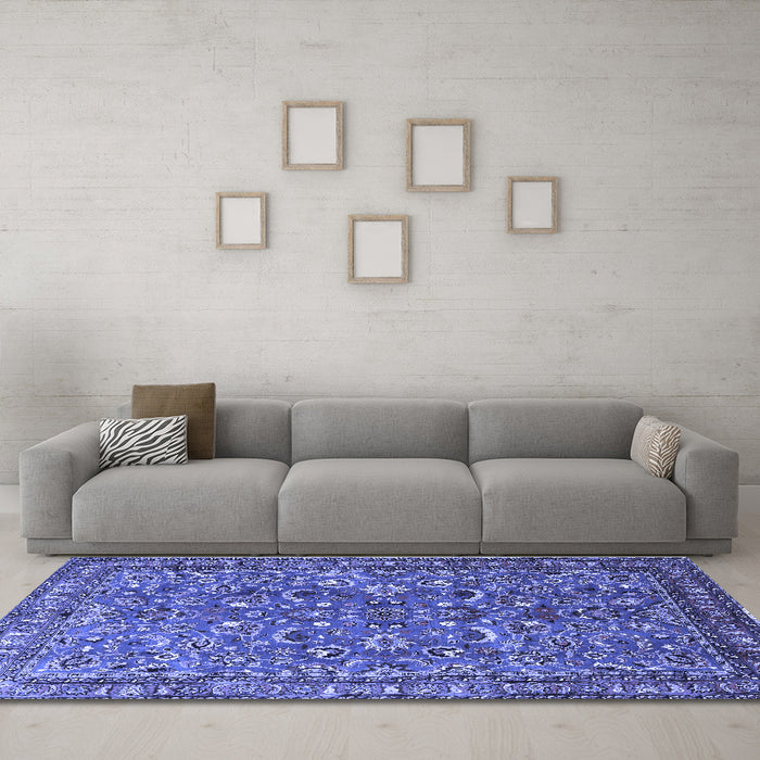 Machine Washable Persian Blue Traditional Rug in a Living Room, wshtr3950blu