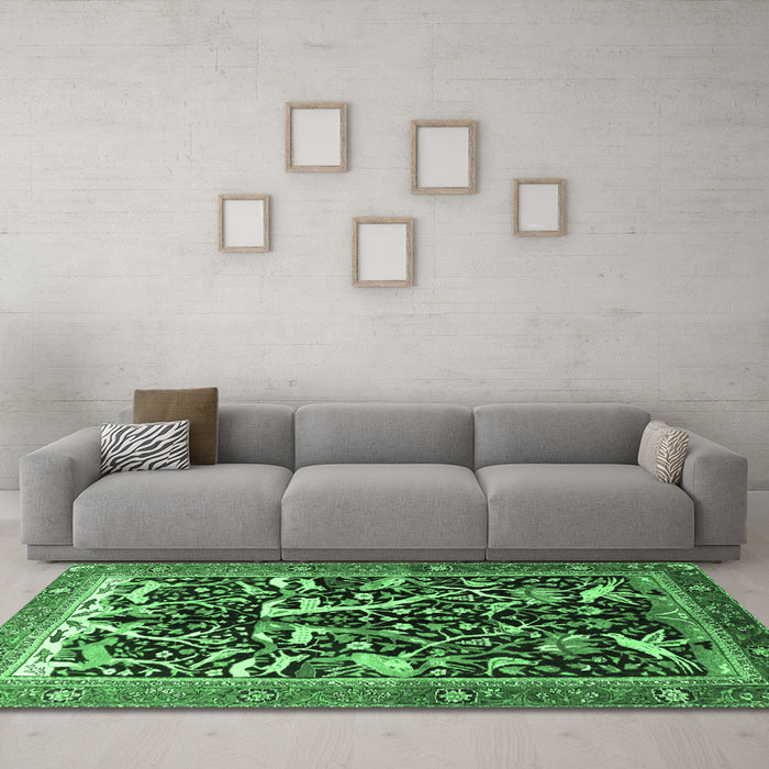Machine Washable Animal Emerald Green Traditional Area Rugs in a Living Room,, wshtr3953emgrn