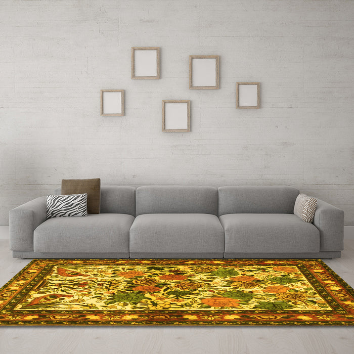 Machine Washable Animal Yellow Traditional Rug in a Living Room, wshtr3955yw