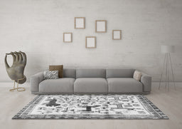 Machine Washable Animal Gray Traditional Rug in a Living Room,, wshtr3965gry