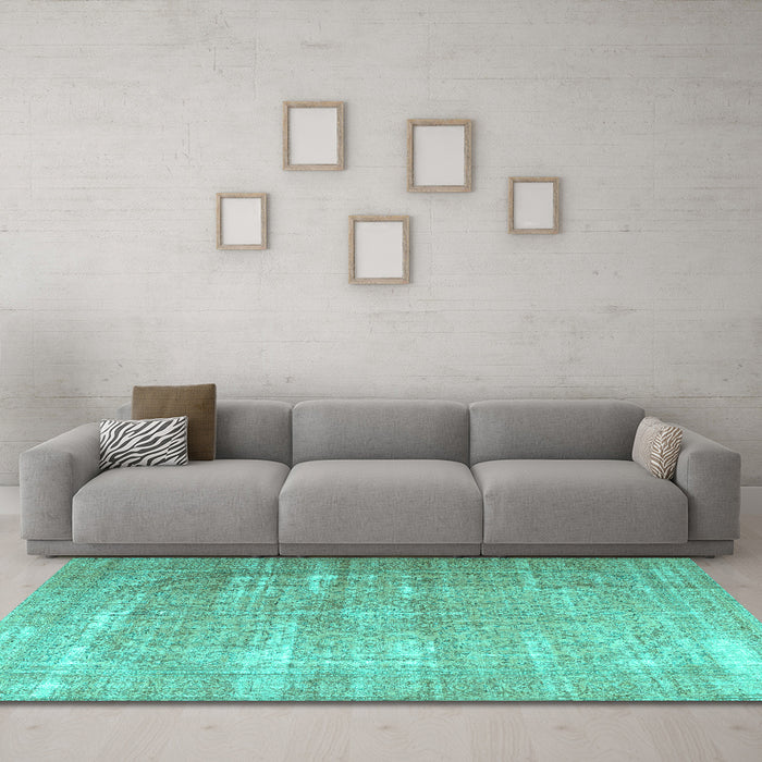 Machine Washable Persian Turquoise Traditional Area Rugs in a Living Room,, wshtr3971turq