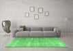 Machine Washable Persian Emerald Green Traditional Area Rugs in a Living Room,, wshtr3971emgrn