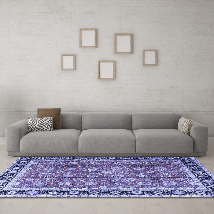Machine Washable Persian Blue Traditional Rug in a Living Room, wshtr3977blu