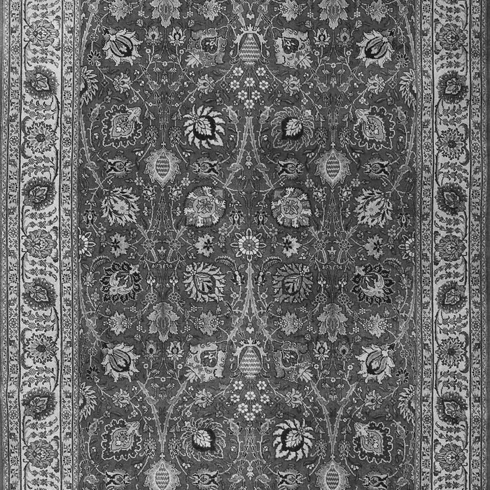 Serging Thickness of Machine Washable Persian Gray Traditional Rug, wshtr3978gry