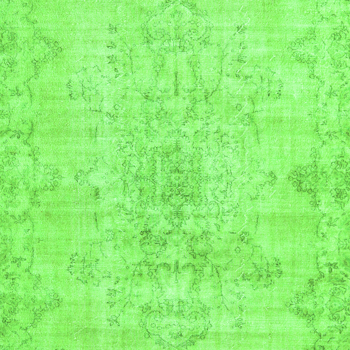 Serging Thickness of Machine Washable Persian Green Traditional Area Rugs, wshtr3981grn