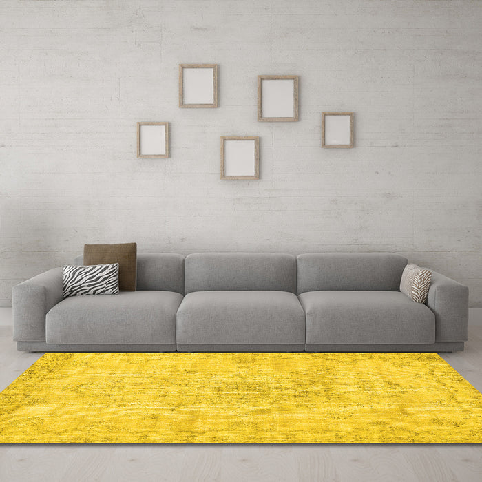 Machine Washable Persian Yellow Traditional Rug in a Living Room, wshtr3981yw