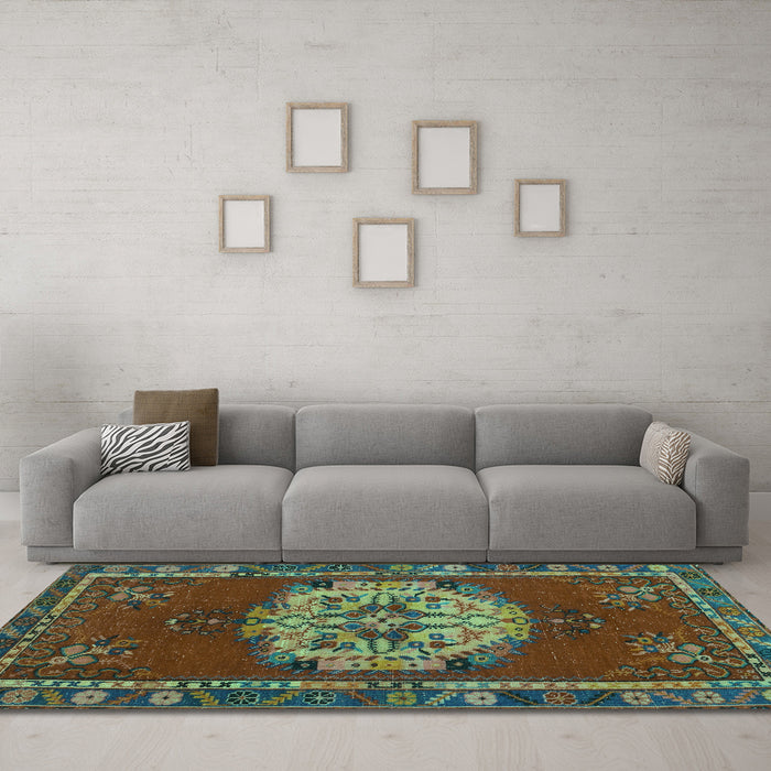 Machine Washable Persian Turquoise Traditional Area Rugs in a Living Room,, wshtr3985turq