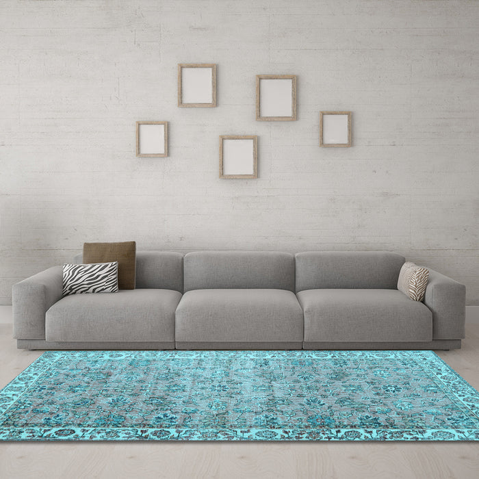 Machine Washable Persian Light Blue Traditional Rug in a Living Room, wshtr3987lblu