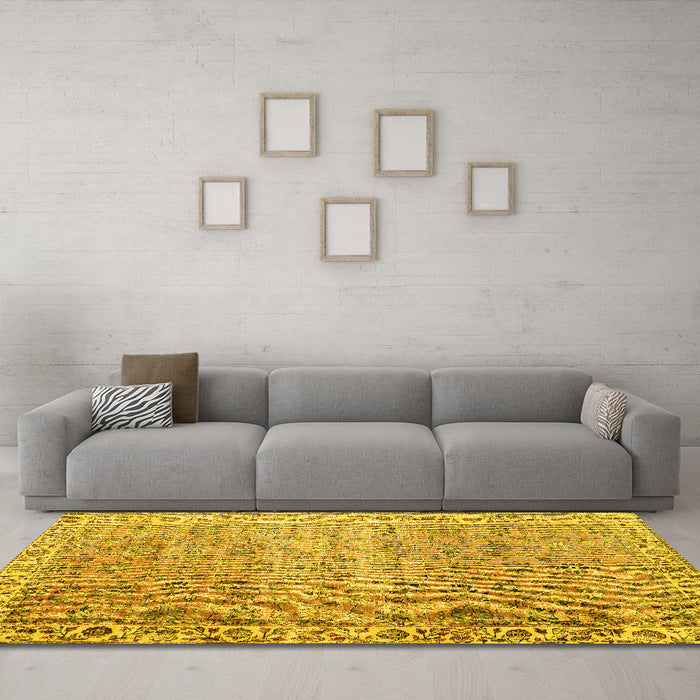 Machine Washable Persian Yellow Traditional Rug in a Living Room, wshtr3987yw