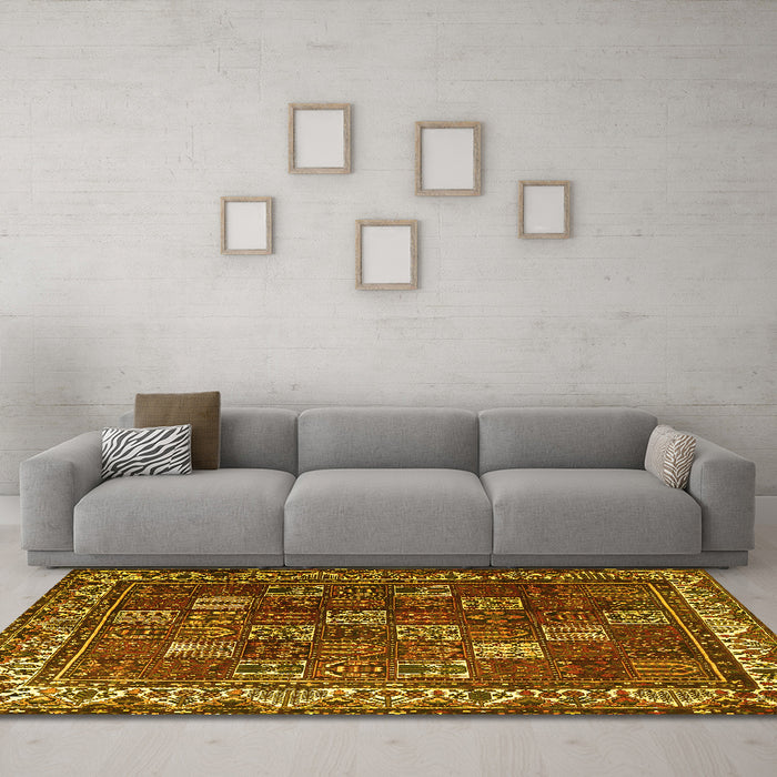 Machine Washable Persian Yellow Traditional Rug in a Living Room, wshtr3993yw