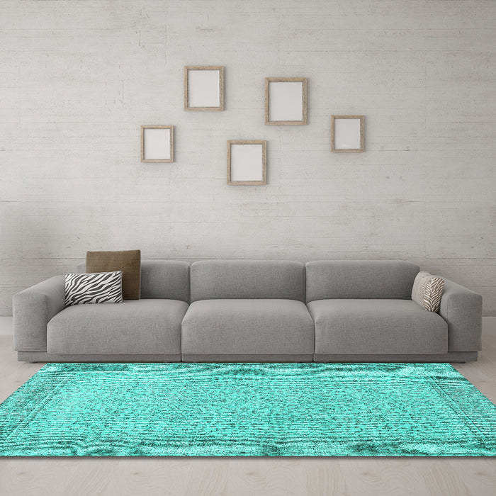 Machine Washable Persian Turquoise Traditional Area Rugs in a Living Room,, wshtr3997turq