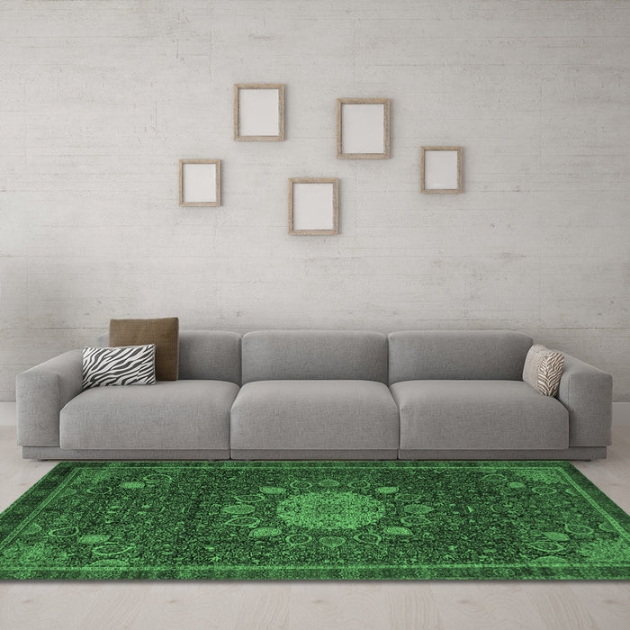 Machine Washable Medallion Emerald Green Traditional Area Rugs in a Living Room,, wshtr39emgrn