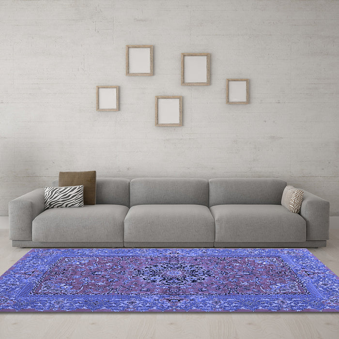 Machine Washable Persian Blue Traditional Rug in a Living Room, wshtr3blu