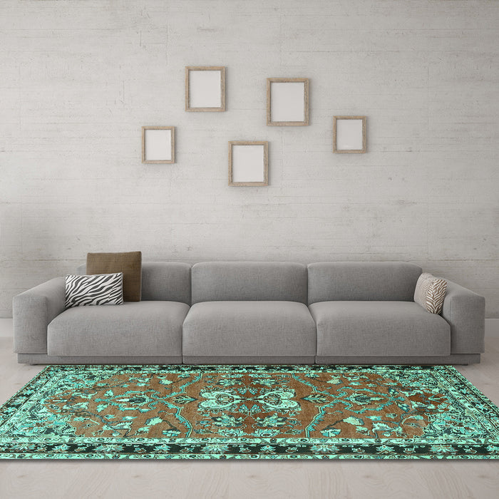 Machine Washable Persian Turquoise Traditional Area Rugs in a Living Room,, wshtr4001turq
