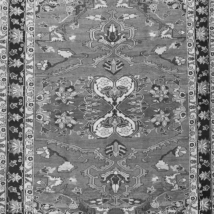 Serging Thickness of Machine Washable Persian Gray Traditional Rug, wshtr4001gry