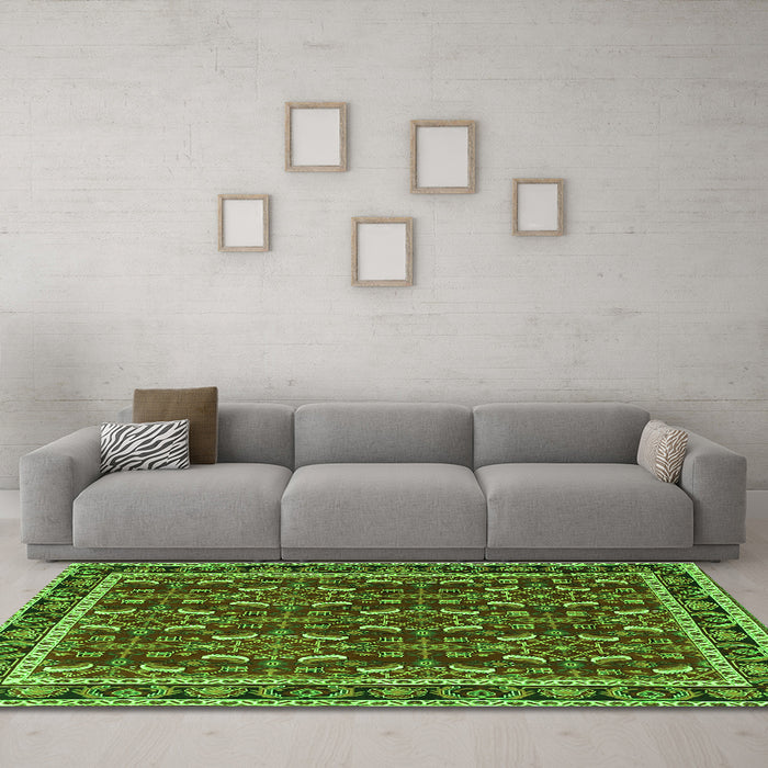 Machine Washable Persian Green Traditional Area Rugs in a Living Room,, wshtr4003grn