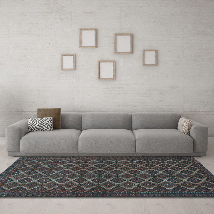 Machine Washable Persian Light Blue Traditional Rug in a Living Room, wshtr4004lblu
