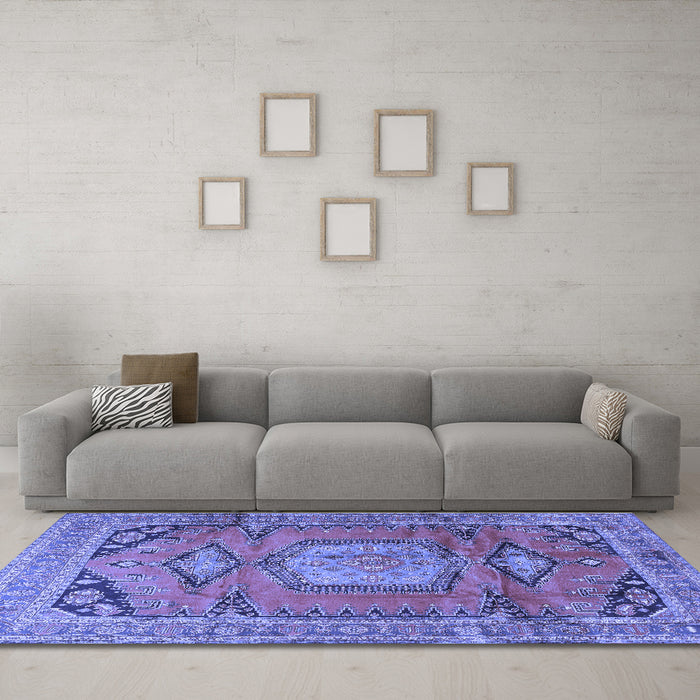 Machine Washable Persian Blue Traditional Rug in a Living Room, wshtr4007blu