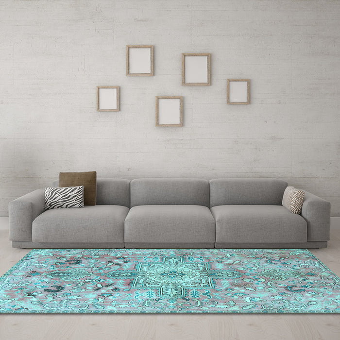 Machine Washable Persian Light Blue Traditional Rug in a Living Room, wshtr4009lblu