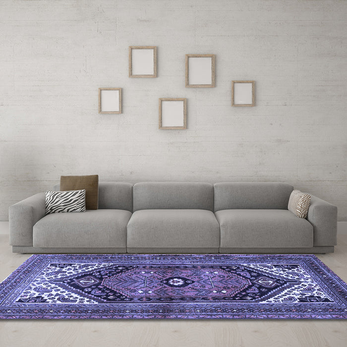 Machine Washable Persian Blue Traditional Rug in a Living Room, wshtr400blu