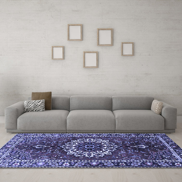 Machine Washable Medallion Blue Traditional Rug in a Living Room, wshtr4010blu