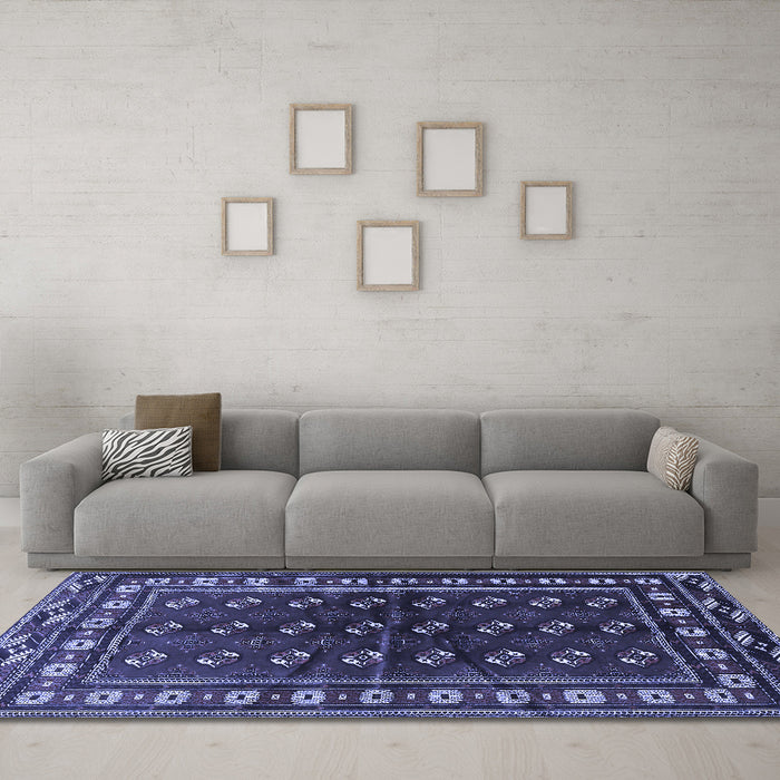 Machine Washable Persian Blue Traditional Rug in a Living Room, wshtr4013blu