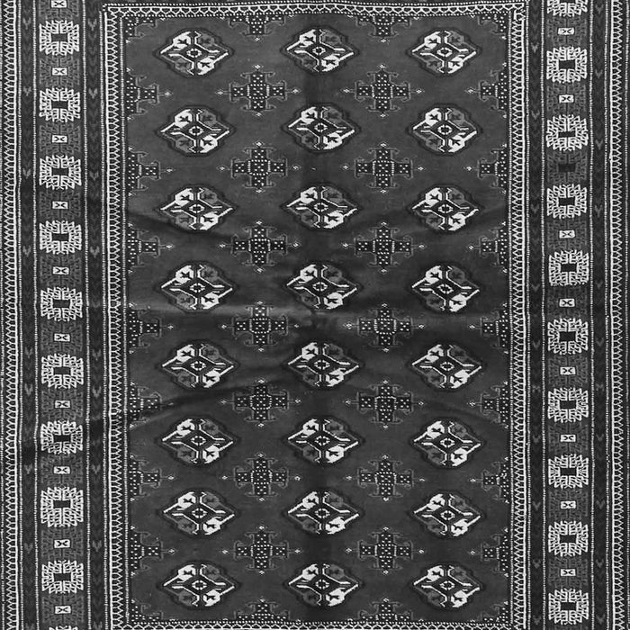 Serging Thickness of Machine Washable Persian Gray Traditional Rug, wshtr4013gry