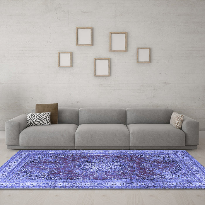 Machine Washable Persian Blue Traditional Rug in a Living Room, wshtr4015blu