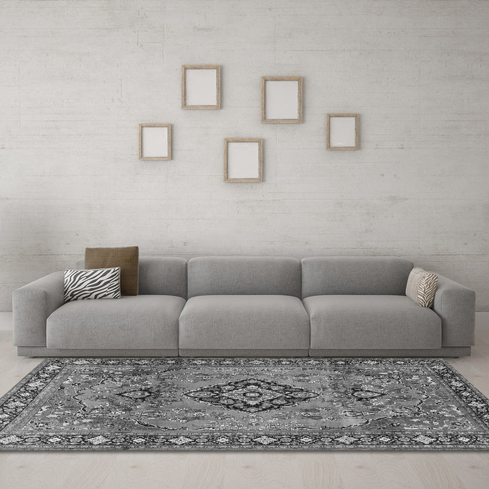 Machine Washable Persian Gray Traditional Rug in a Living Room,, wshtr4016gry