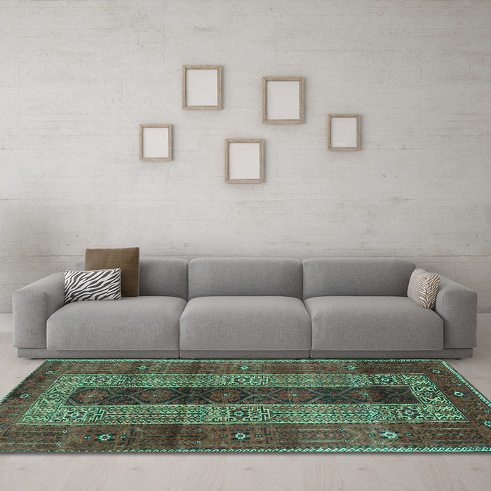 Machine Washable Persian Turquoise Traditional Area Rugs in a Living Room,, wshtr4017turq