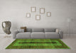 Machine Washable Persian Green Traditional Area Rugs in a Living Room,, wshtr4017grn