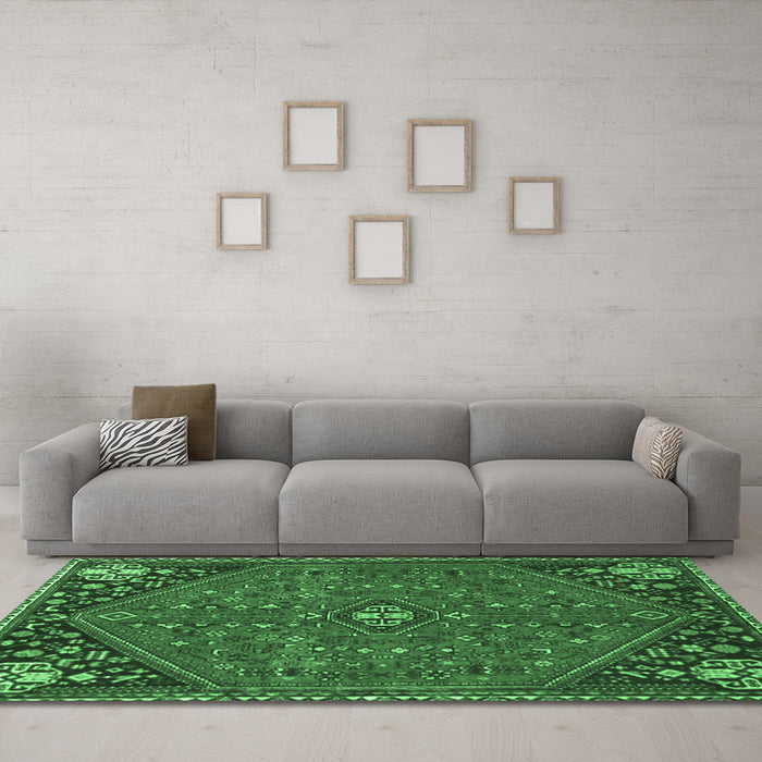 Machine Washable Persian Emerald Green Traditional Area Rugs in a Living Room,, wshtr4022emgrn